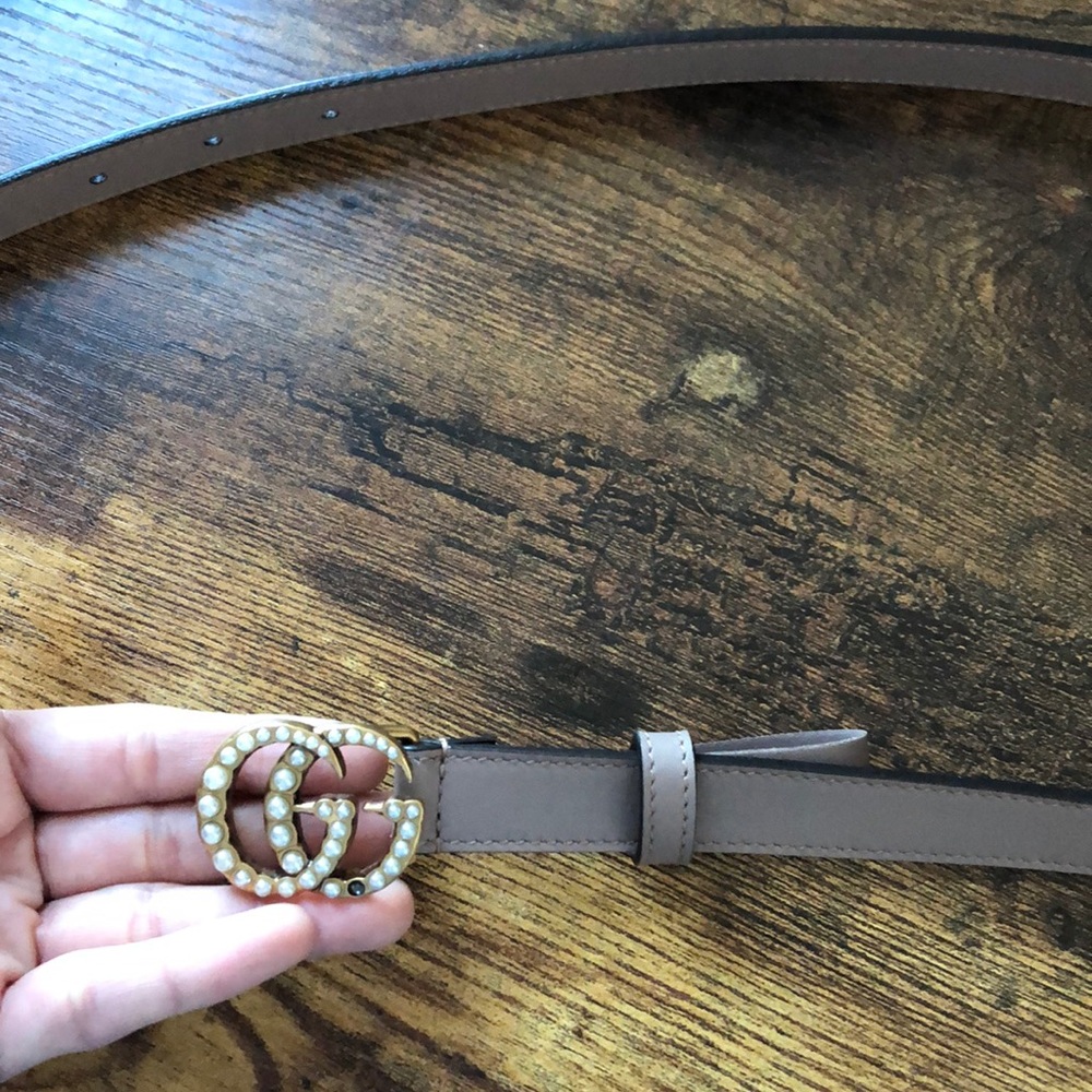 pink gucci belt with pearls